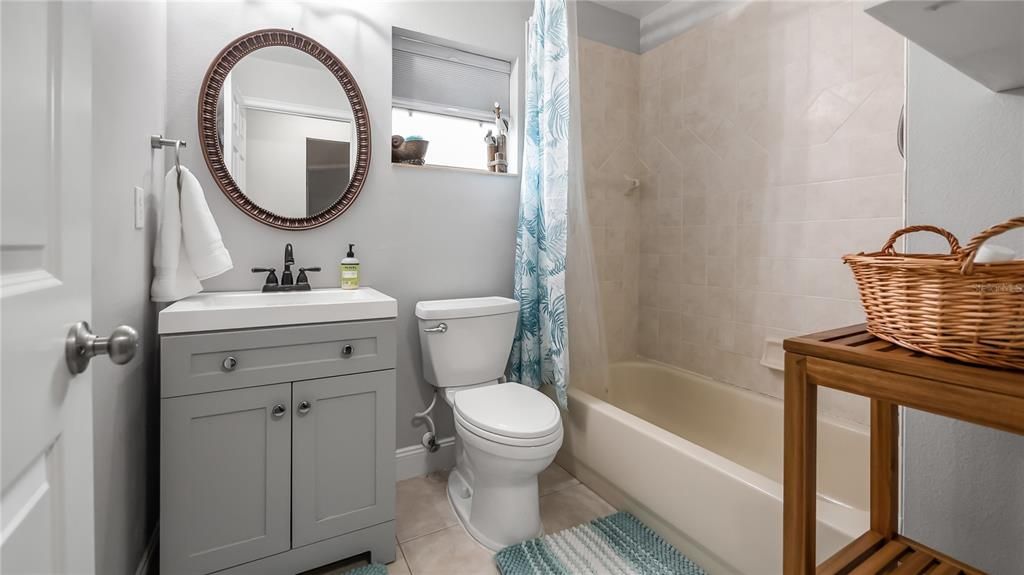 For Sale: $374,900 (3 beds, 2 baths, 1588 Square Feet)