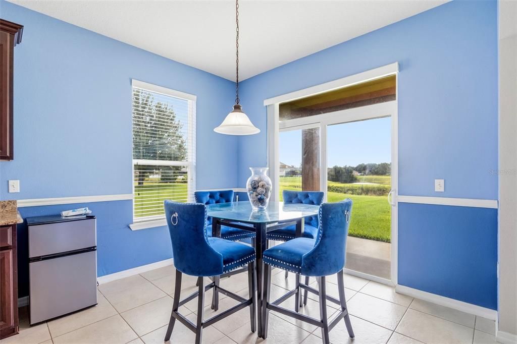 En Venta: $599,999 (6 camas, 4 baños, 4383 Pies cuadrados)