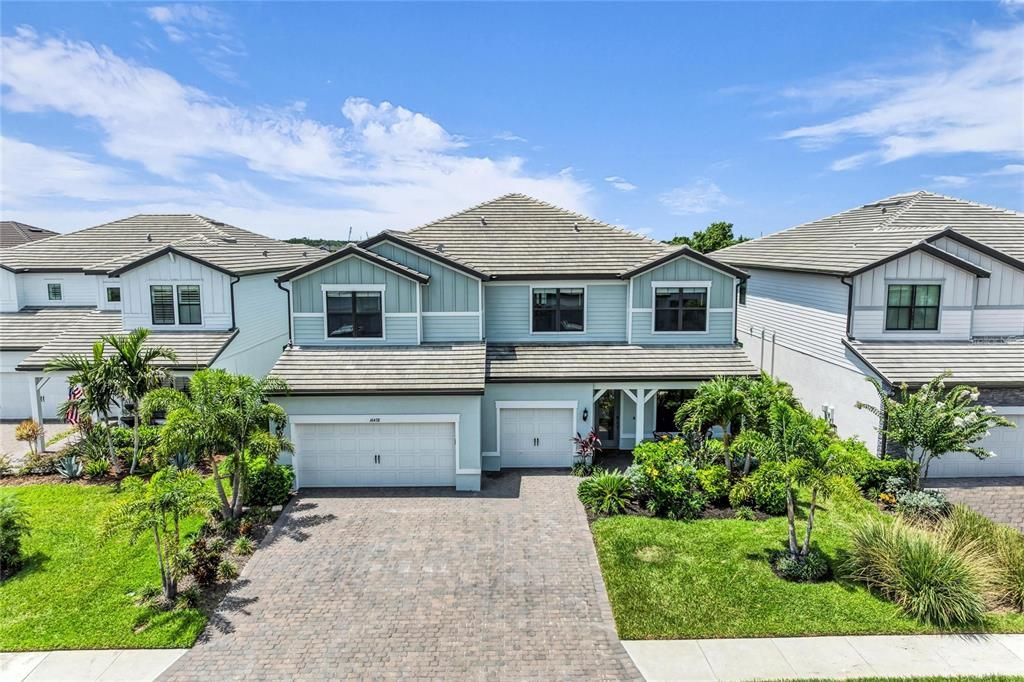 For Sale: $1,500,000 (6 beds, 5 baths, 5323 Square Feet)