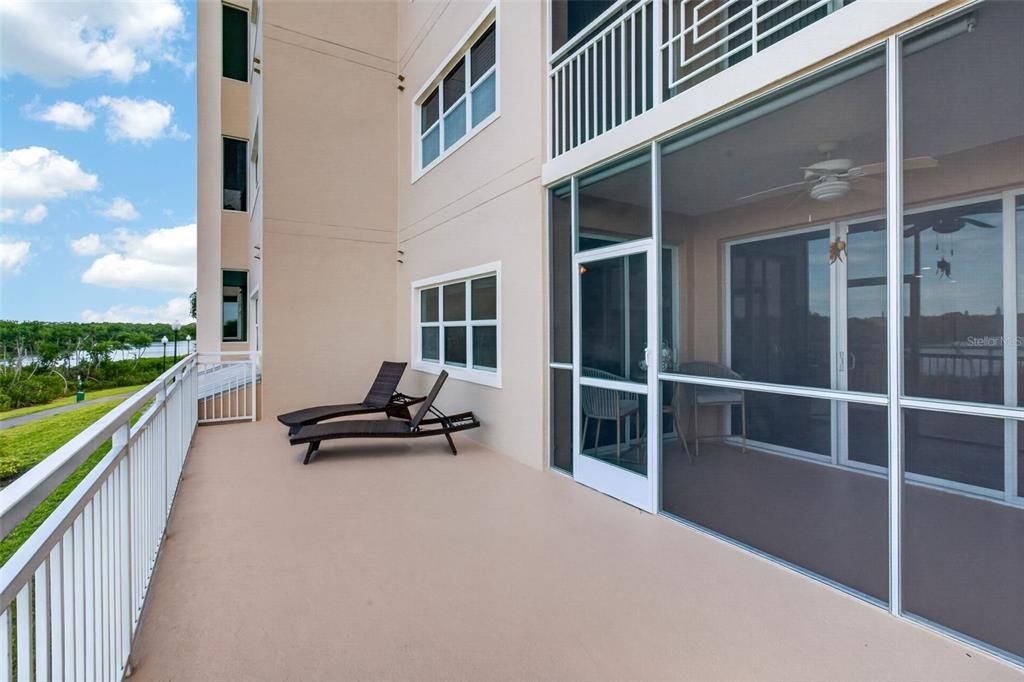 For Sale: $529,900 (2 beds, 2 baths, 1500 Square Feet)