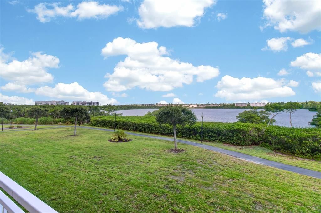 For Sale: $529,900 (2 beds, 2 baths, 1500 Square Feet)