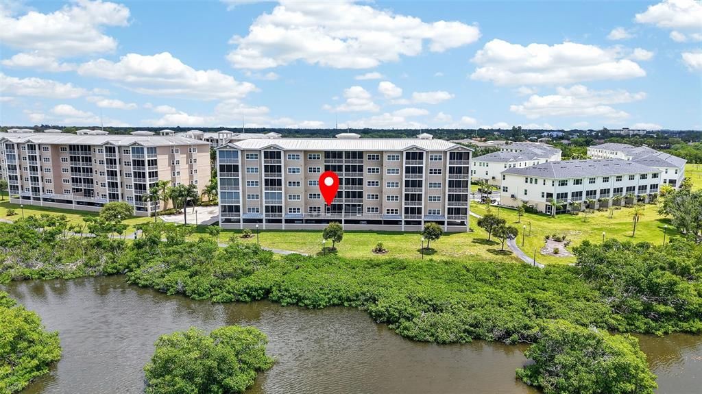 For Sale: $529,900 (2 beds, 2 baths, 1500 Square Feet)