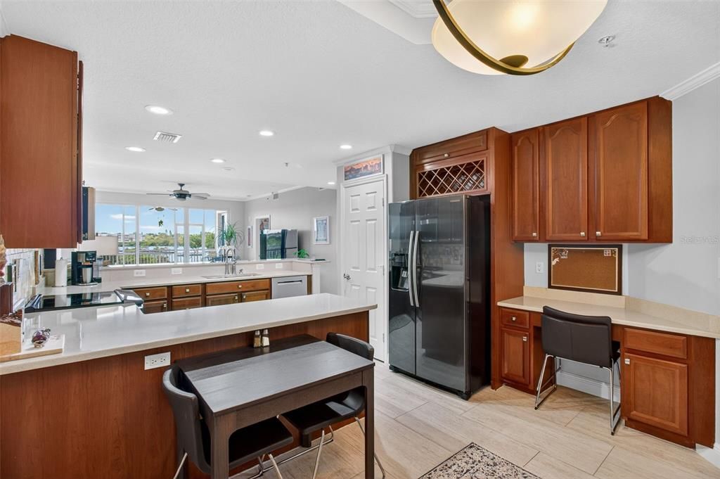 For Sale: $529,900 (2 beds, 2 baths, 1500 Square Feet)