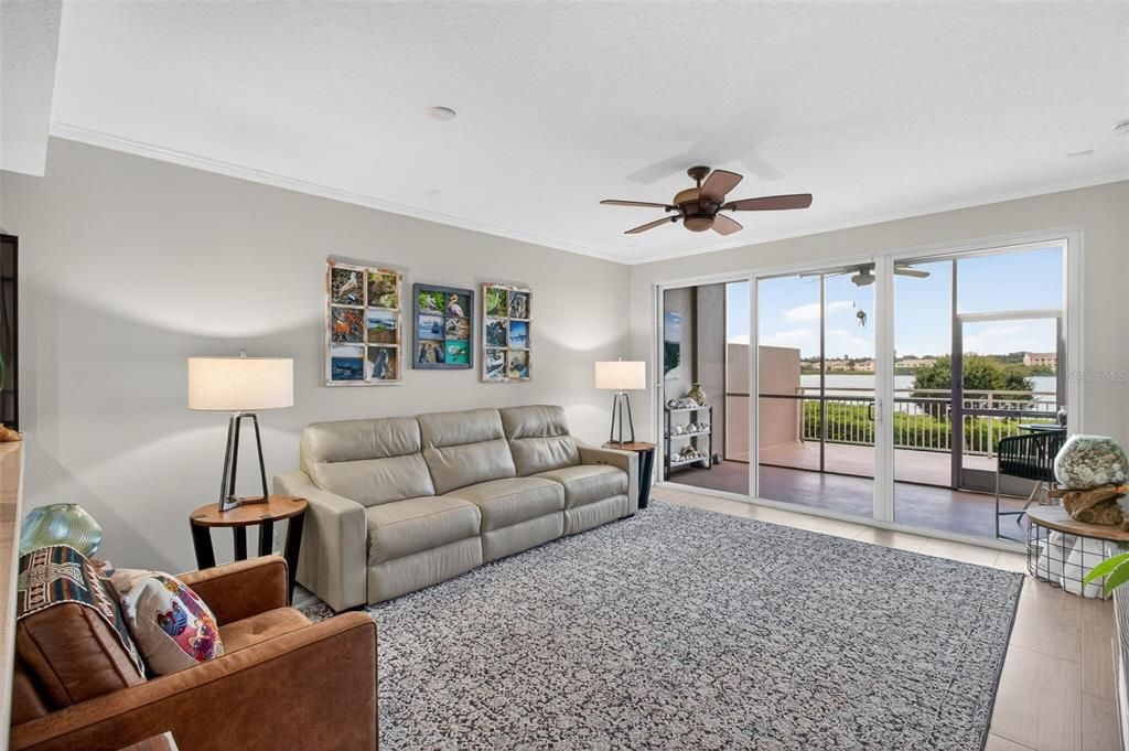 For Sale: $529,900 (2 beds, 2 baths, 1500 Square Feet)