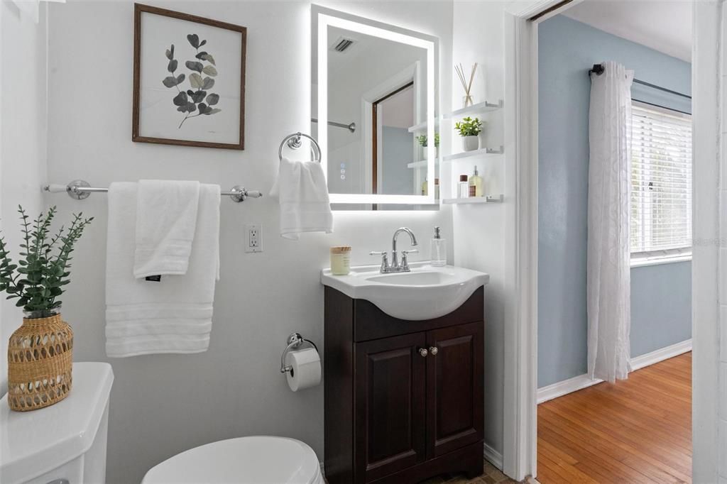 For Sale: $409,500 (3 beds, 2 baths, 1331 Square Feet)