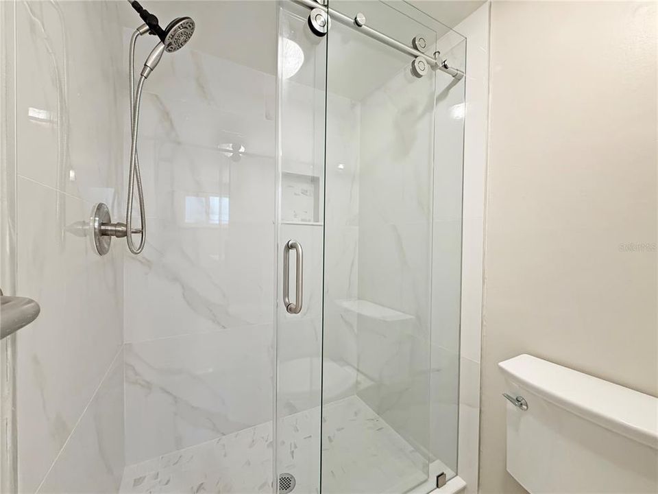 В аренду: $1,600 (2 спален, 2 ванн, 938 Квадратных фут)