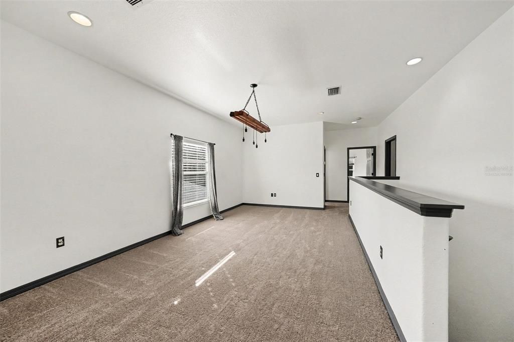 For Sale: $1,100,000 (6 beds, 4 baths, 4169 Square Feet)