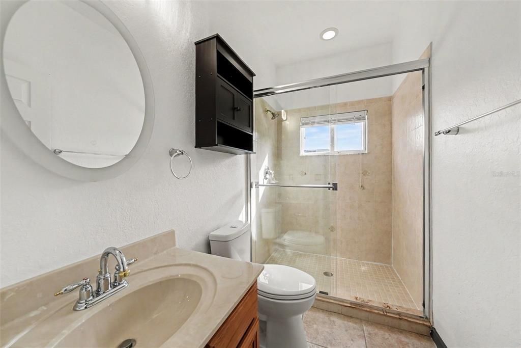 For Sale: $1,100,000 (6 beds, 4 baths, 4169 Square Feet)