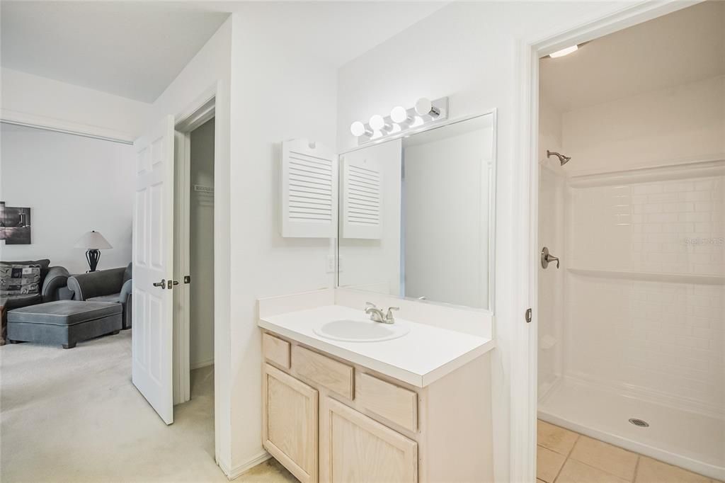 En Venta: $134,999 (2 camas, 2 baños, 1053 Pies cuadrados)