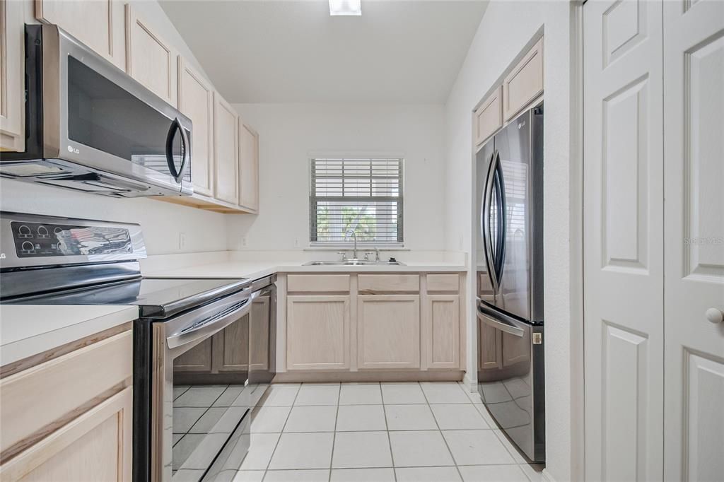 En Venta: $134,999 (2 camas, 2 baños, 1053 Pies cuadrados)