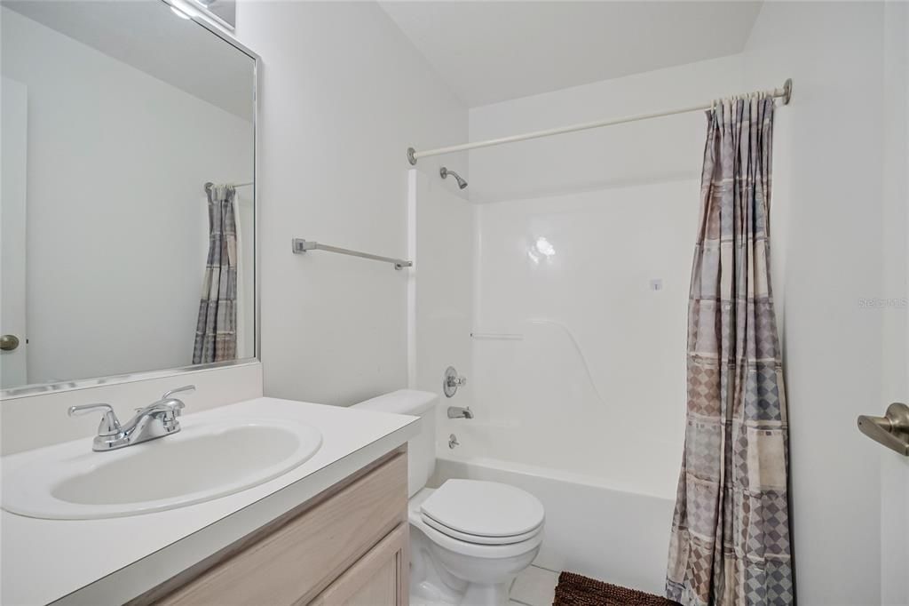 En Venta: $134,999 (2 camas, 2 baños, 1053 Pies cuadrados)