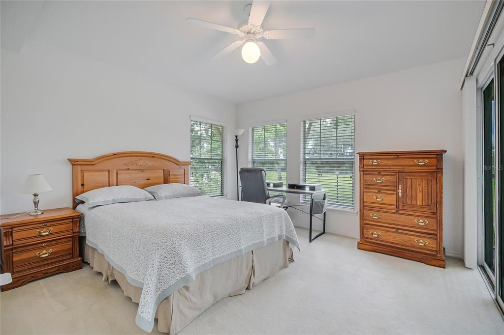 En Venta: $134,999 (2 camas, 2 baños, 1053 Pies cuadrados)
