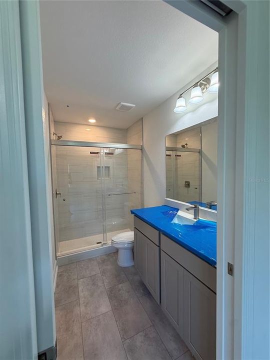For Sale: $325,000 (3 beds, 2 baths, 1208 Square Feet)