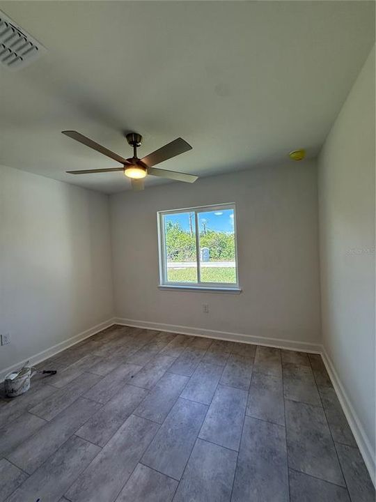 For Sale: $325,000 (3 beds, 2 baths, 1208 Square Feet)