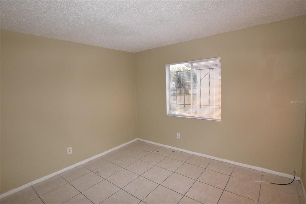For Rent: $1,450 (2 beds, 2 baths, 930 Square Feet)