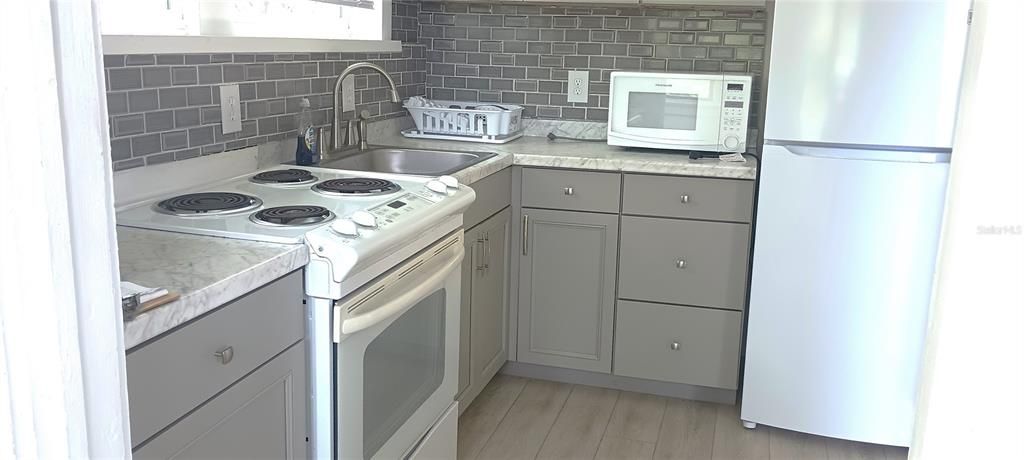 For Rent: $1,500 (1 beds, 1 baths, 529 Square Feet)
