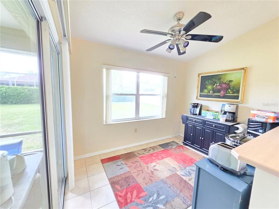 For Sale: $269,900 (3 beds, 2 baths, 1424 Square Feet)