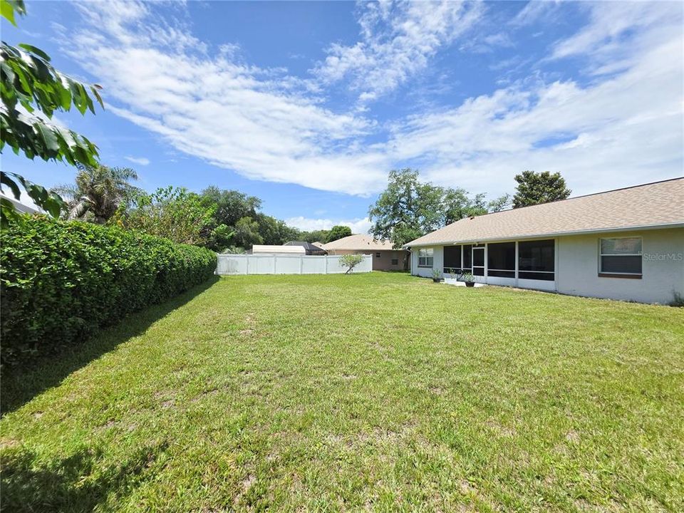 For Sale: $269,900 (3 beds, 2 baths, 1424 Square Feet)