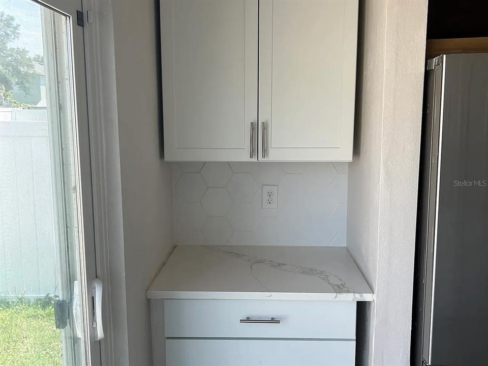 For Rent: $2,400 (4 beds, 2 baths, 1722 Square Feet)