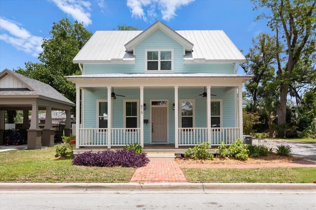 For Sale: $549,000 (3 beds, 2 baths, 1815 Square Feet)