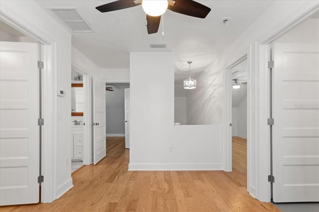 For Sale: $549,000 (3 beds, 2 baths, 1815 Square Feet)