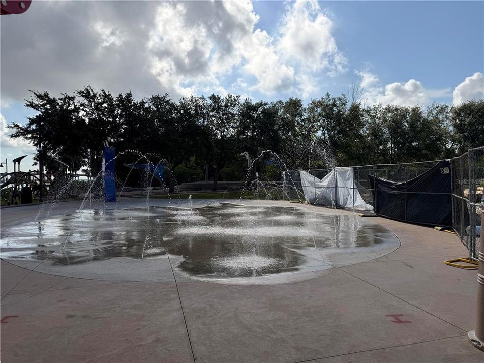 For Rent: $2,400 (2 beds, 2 baths, 1272 Square Feet)