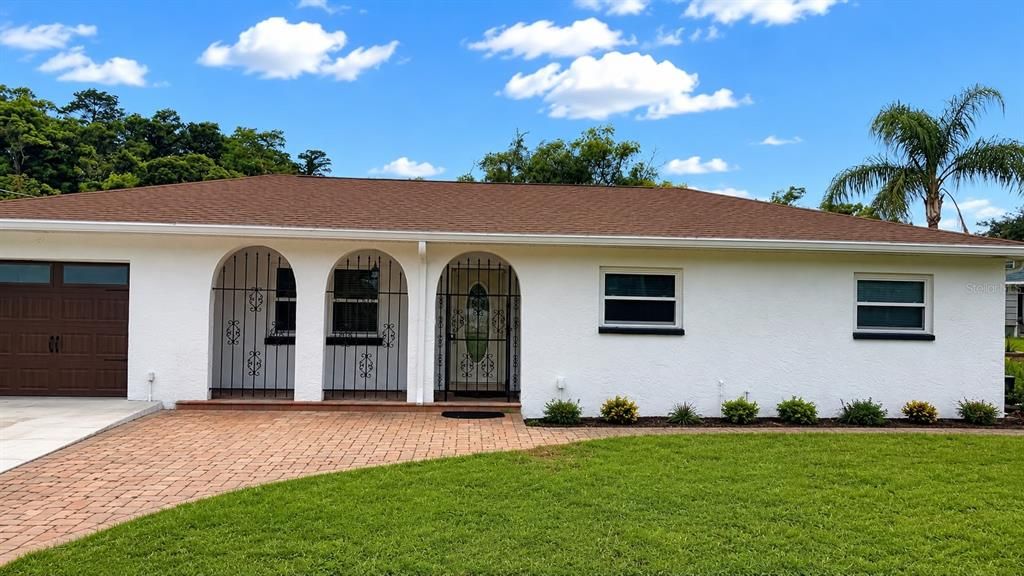 For Sale: $540,000 (3 beds, 2 baths, 1445 Square Feet)