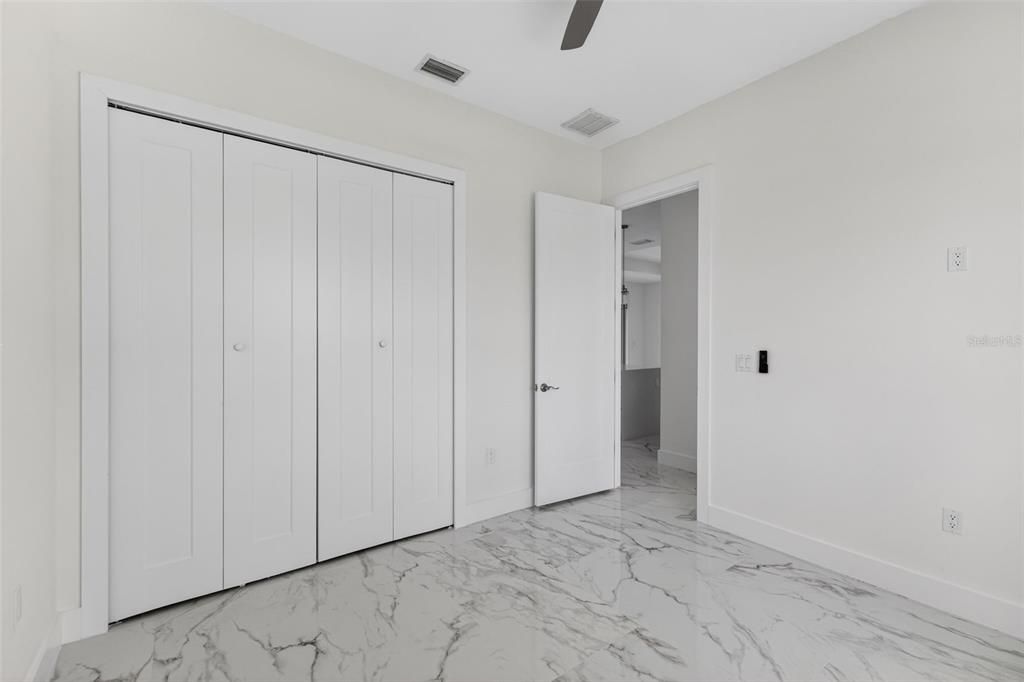 На продажу: $558,000 (4 спален, 3 ванн, 1842 Квадратных фут)