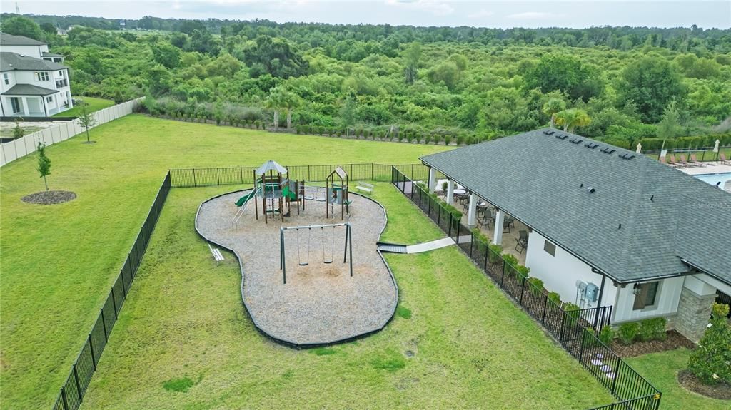 На продажу: $369,000 (4 спален, 3 ванн, 2606 Квадратных фут)