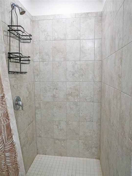На продажу: $369,000 (4 спален, 3 ванн, 2606 Квадратных фут)