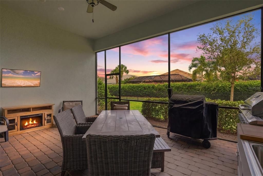 For Sale: $756,000 (4 beds, 3 baths, 2483 Square Feet)