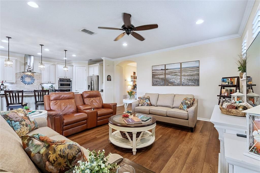 For Sale: $439,900 (3 beds, 2 baths, 1802 Square Feet)