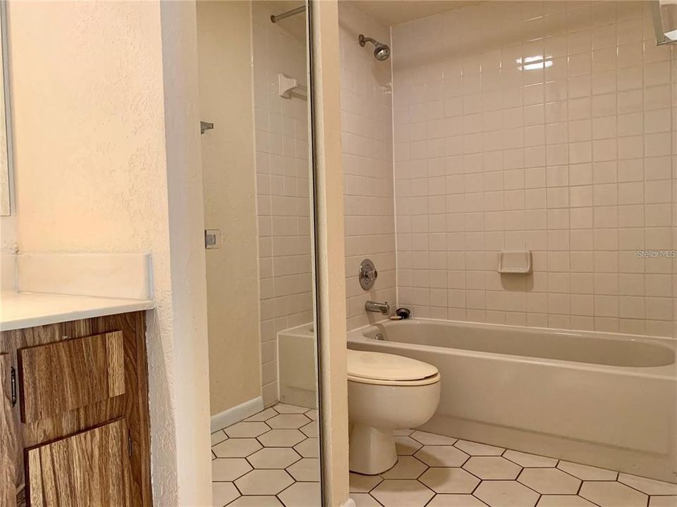 For Rent: $2,050 (2 beds, 2 baths, 1344 Square Feet)