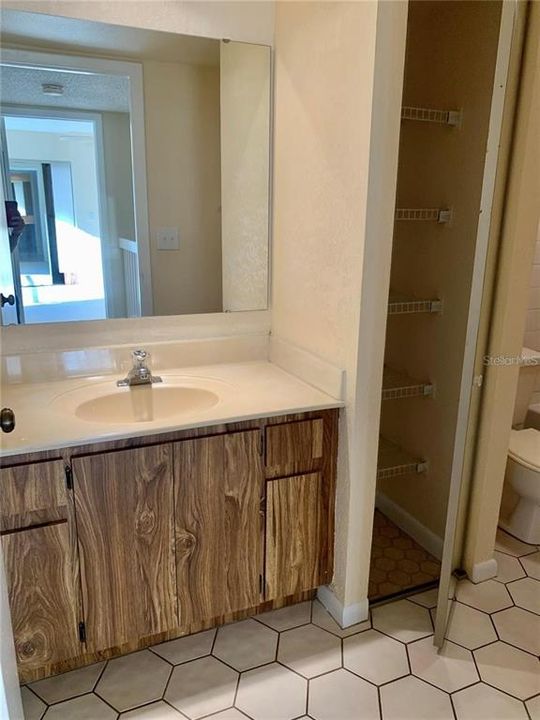 For Rent: $2,050 (2 beds, 2 baths, 1344 Square Feet)