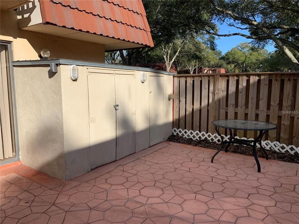 For Rent: $2,050 (2 beds, 2 baths, 1344 Square Feet)