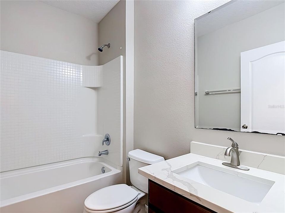 En Venta: $325,000 (3 camas, 2 baños, 1603 Pies cuadrados)
