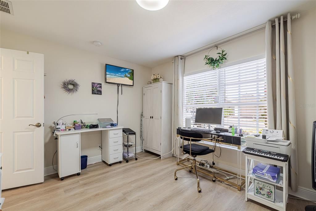 For Sale: $299,000 (2 beds, 2 baths, 1525 Square Feet)