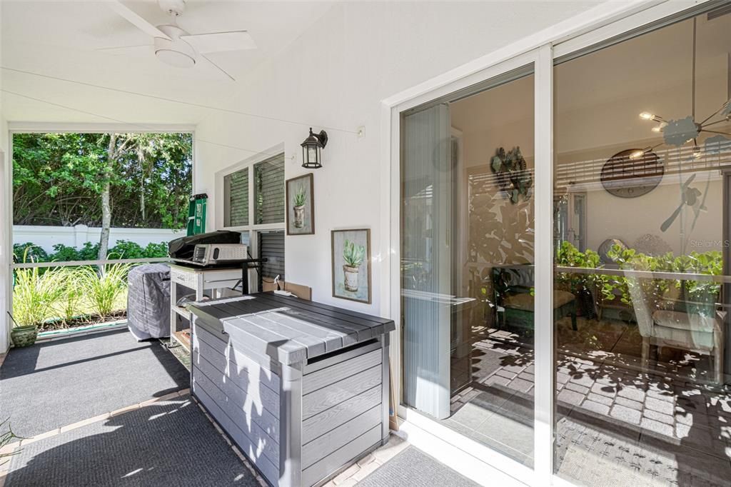 For Sale: $299,000 (2 beds, 2 baths, 1525 Square Feet)
