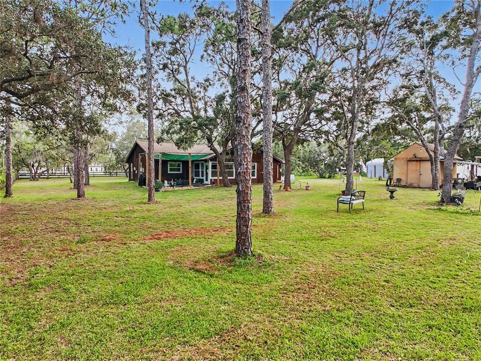 For Sale: $299,900 (2 beds, 2 baths, 1728 Square Feet)