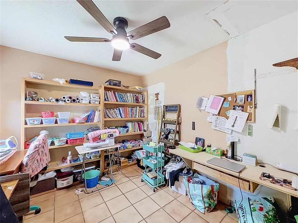 For Sale: $299,900 (2 beds, 2 baths, 1728 Square Feet)