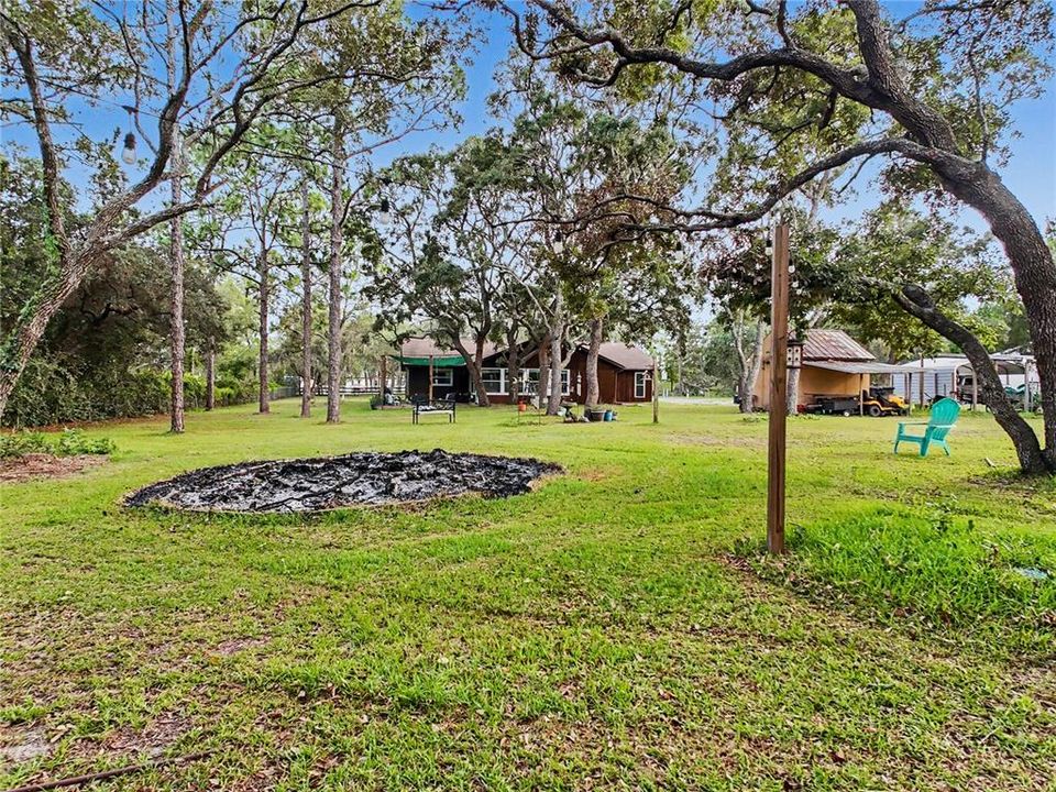 For Sale: $299,900 (2 beds, 2 baths, 1728 Square Feet)