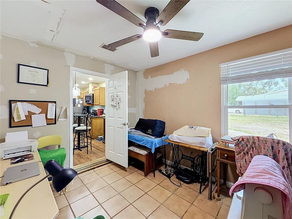 For Sale: $299,900 (2 beds, 2 baths, 1728 Square Feet)