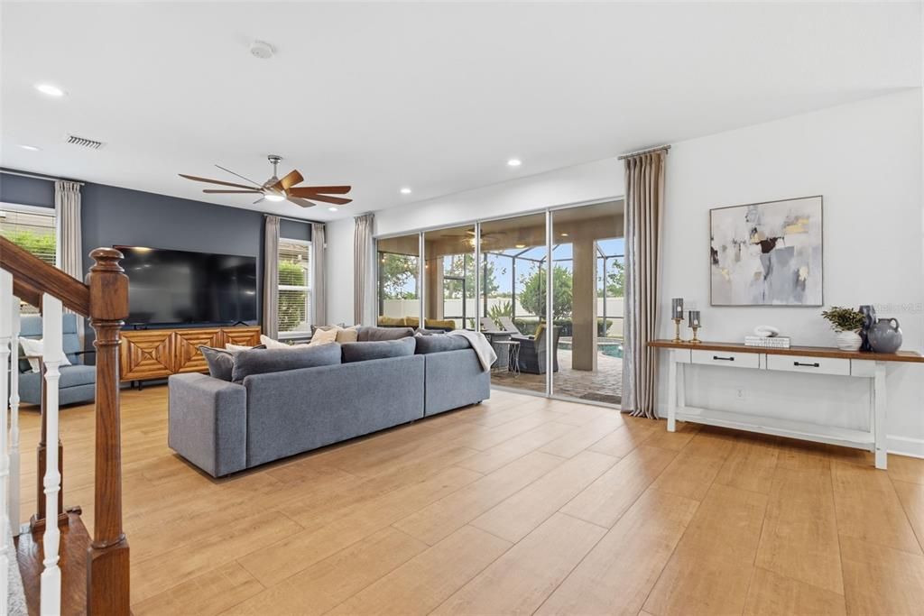For Sale: $725,000 (4 beds, 3 baths, 3249 Square Feet)