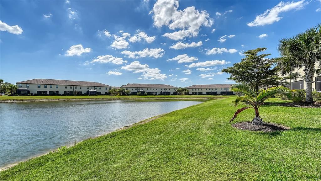 For Sale: $350,000 (3 beds, 2 baths, 1949 Square Feet)