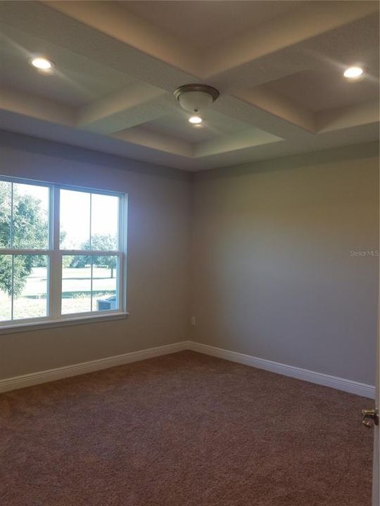 For Rent: $1,900 (3 beds, 2 baths, 1740 Square Feet)