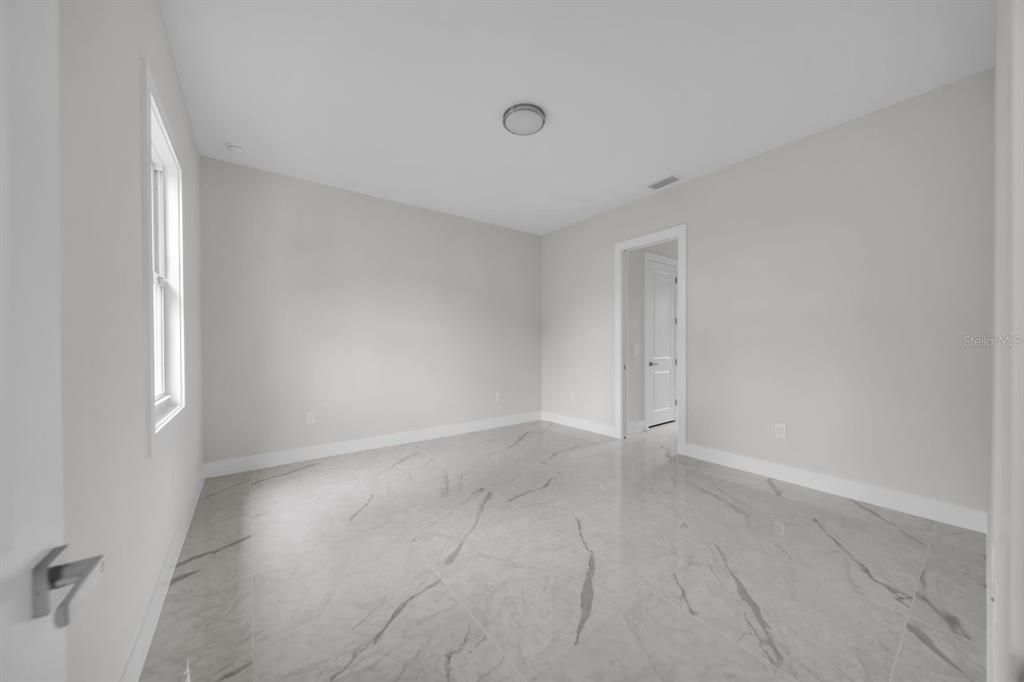 For Sale: $345,000 (3 beds, 2 baths, 1493 Square Feet)