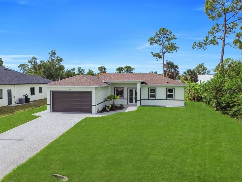 For Sale: $345,000 (3 beds, 2 baths, 1493 Square Feet)