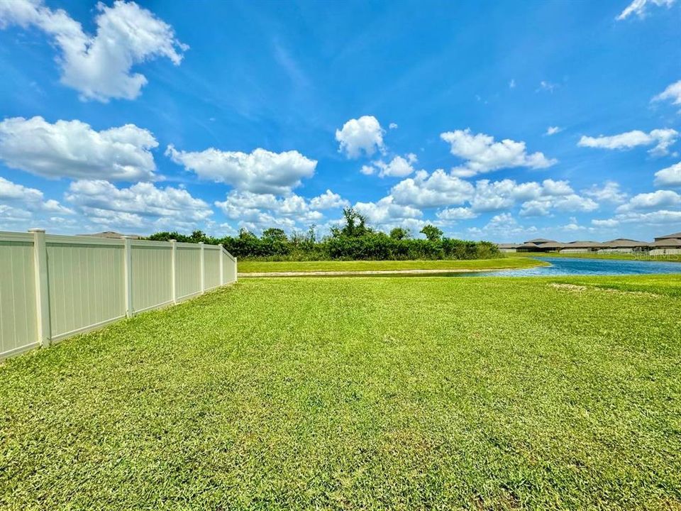 For Rent: $2,200 (4 beds, 2 baths, 1841 Square Feet)