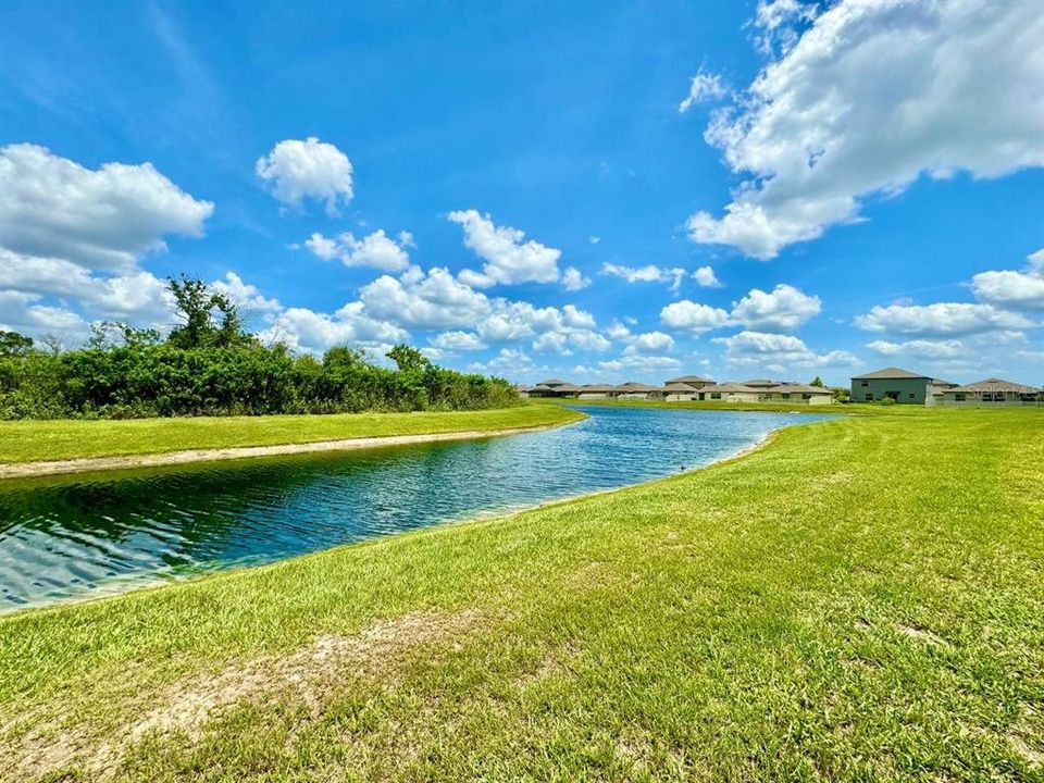 For Rent: $2,200 (4 beds, 2 baths, 1841 Square Feet)