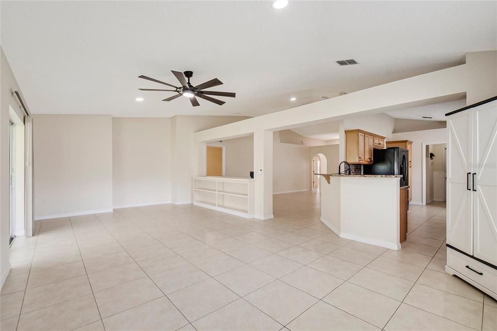 For Sale: $420,000 (3 beds, 2 baths, 1874 Square Feet)